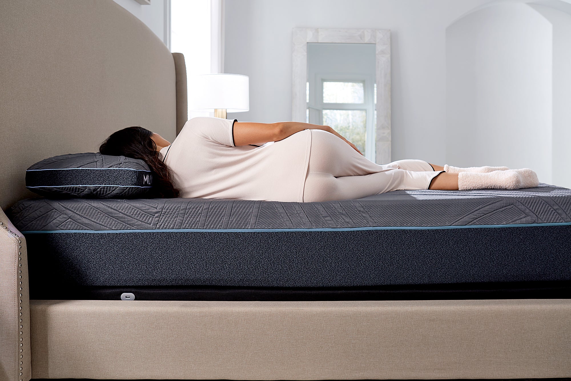 Image of MLILY PowerCool 11.5" Hybrid Mattress