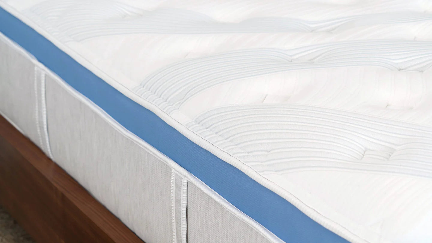 Image of Bear Star 13" Hybrid Mattress
